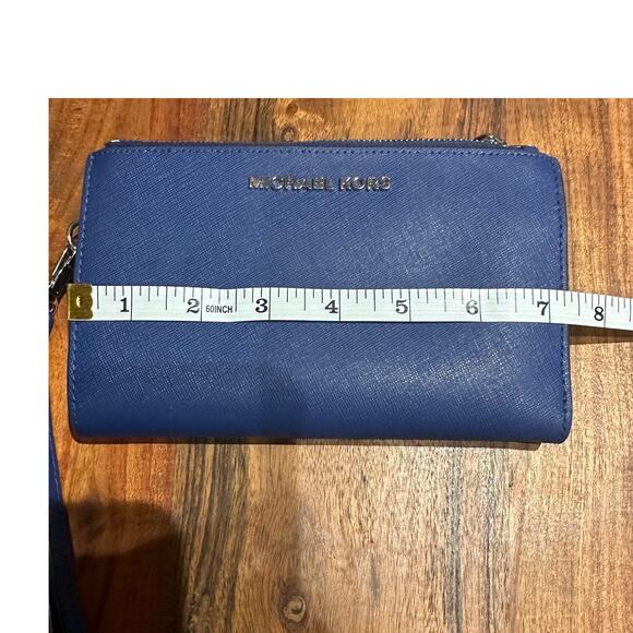 Michael Kors Jet Set Wristlet Travel Double Zip Phone Wallet Royal Blue Phone - Picture 3 of 14